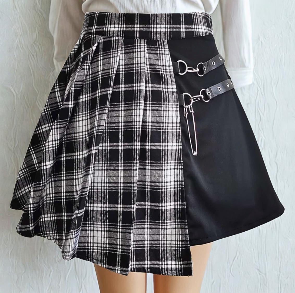 Gothic Pleated Mini Skirt: Harajuku Punk Y2K Alt Clubwear goth alt emo edgy