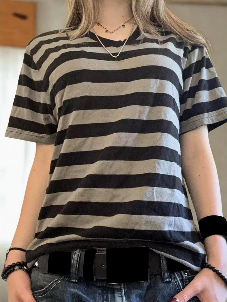 Y2K Fairy Grunge Striped T-Shirt: 90s Gothic Streetwear Mall goth alt emo