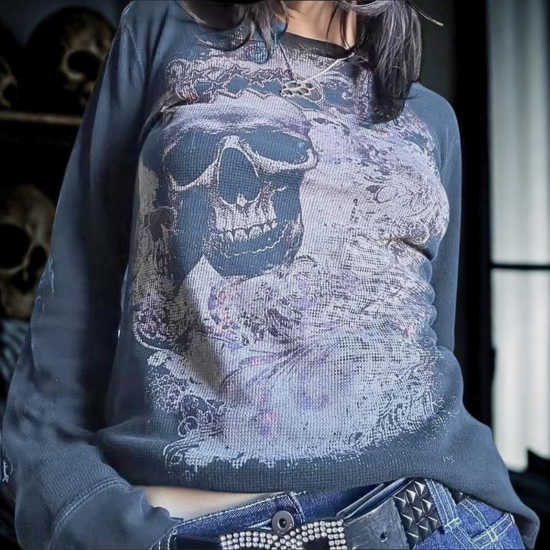 Y2K Grunge Skull Graphic T-Shirt – Women’s Long Sleeve Gothic Punk Tee Top